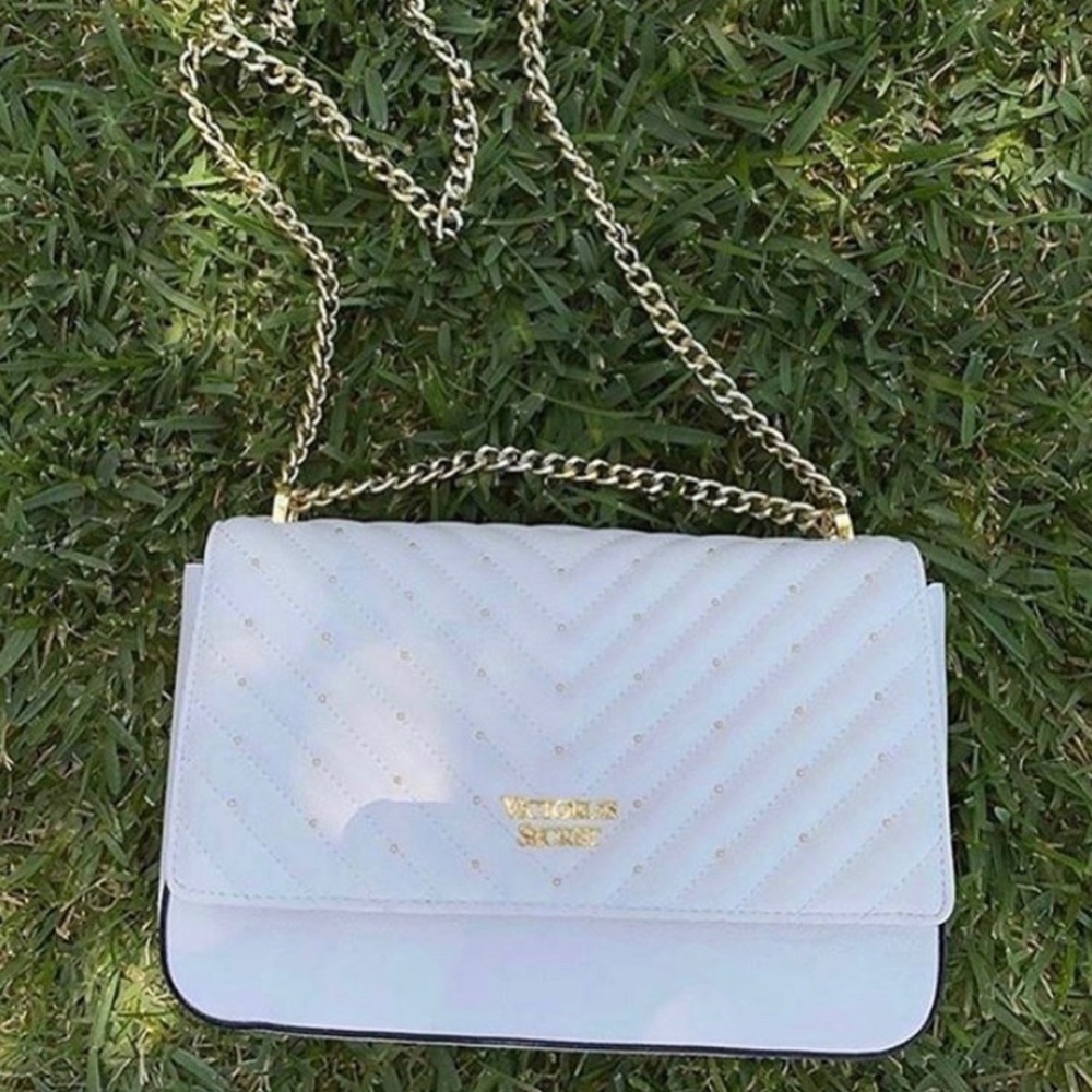 Victoria’s Secret cross bag brand new never used